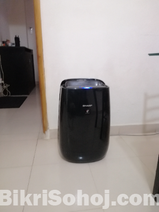 Sharp Brand Air purifier with Mosquito catcher